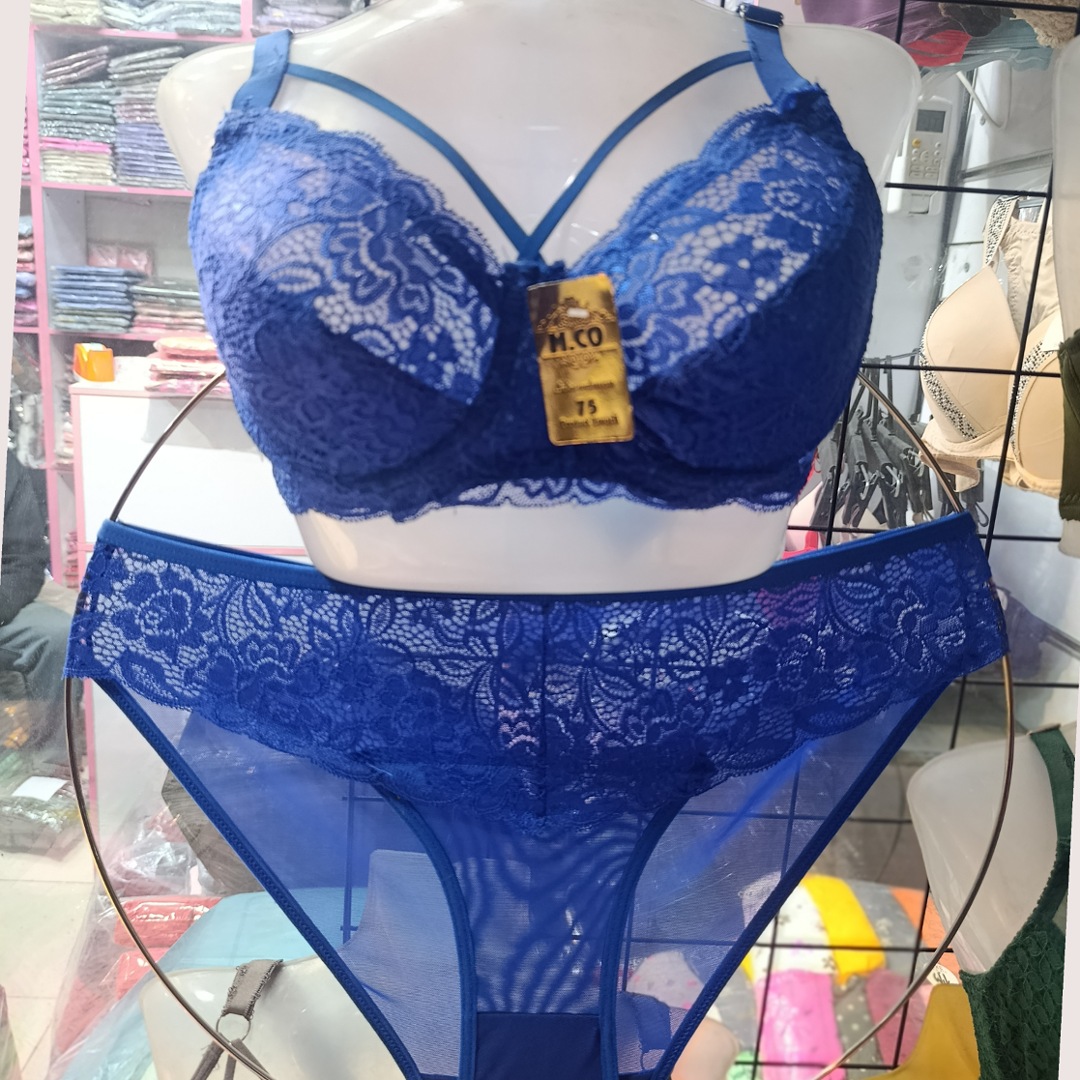 ست شورت و سوتین زنانه M.CO مدل هارنس فنردار کد 4075